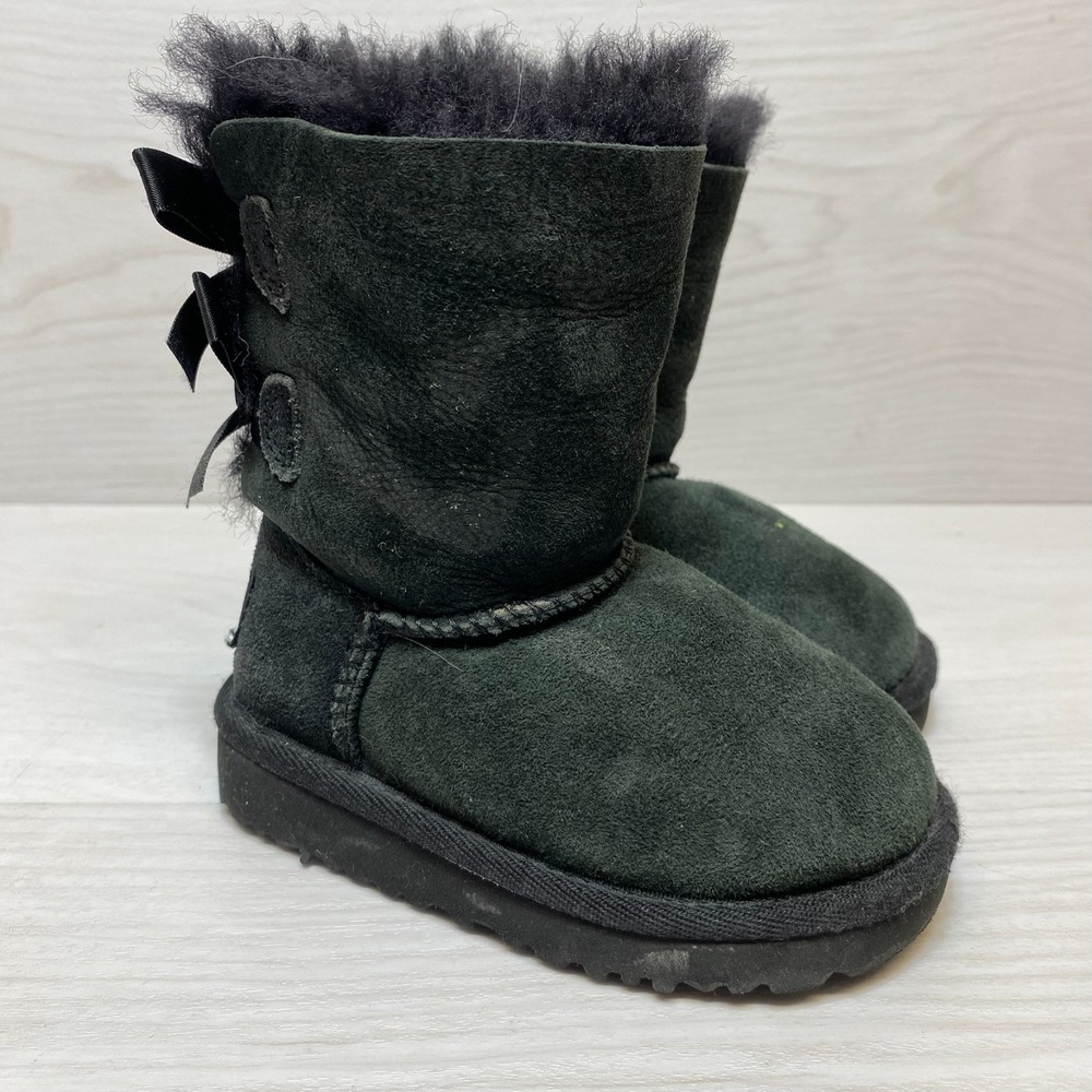 UGG Australia Mini Bailey Bow Winter‎ Boots Kid's Size 6 Black Suede Shearling